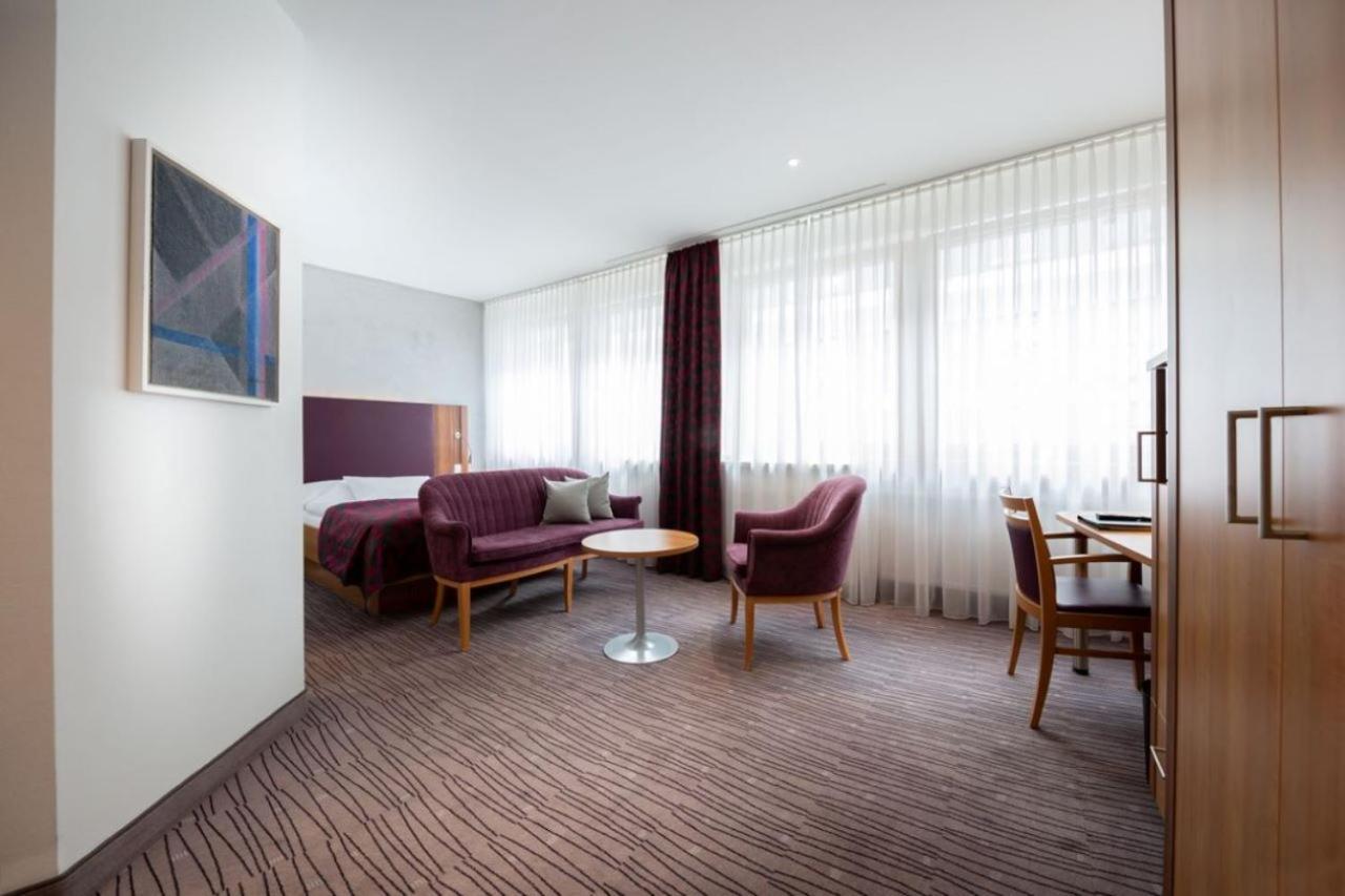 Kronenhotel Stuttgart Exterior foto
