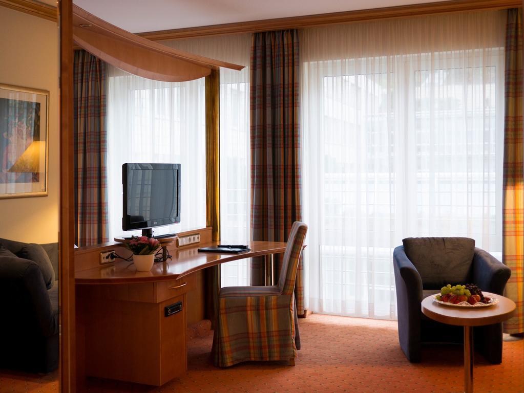 Kronenhotel Stuttgart Exterior foto