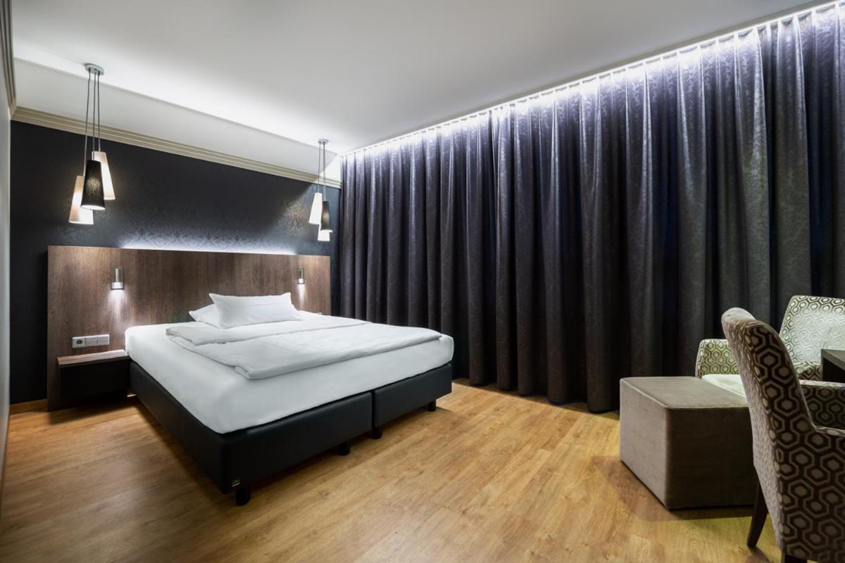 Kronenhotel Stuttgart Exterior foto